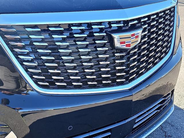 new 2025 Cadillac XT5 car, priced at $58,635