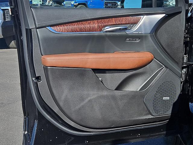 new 2025 Cadillac XT5 car, priced at $58,635