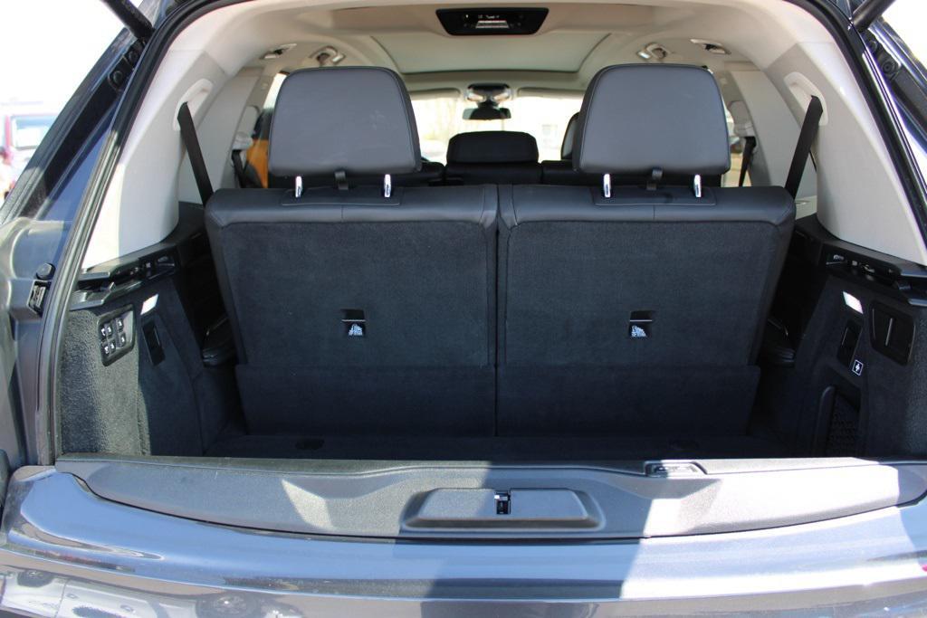 used 2022 BMW X7 car, priced at $38,697