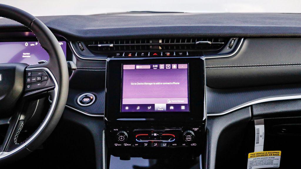 new 2025 Jeep Grand Cherokee car, priced at $29,475