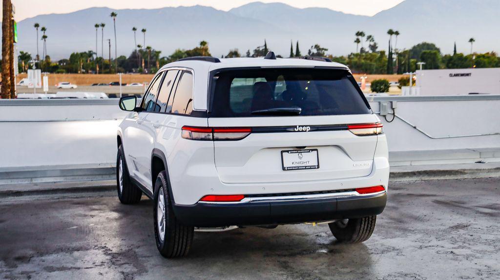 new 2025 Jeep Grand Cherokee car, priced at $29,475