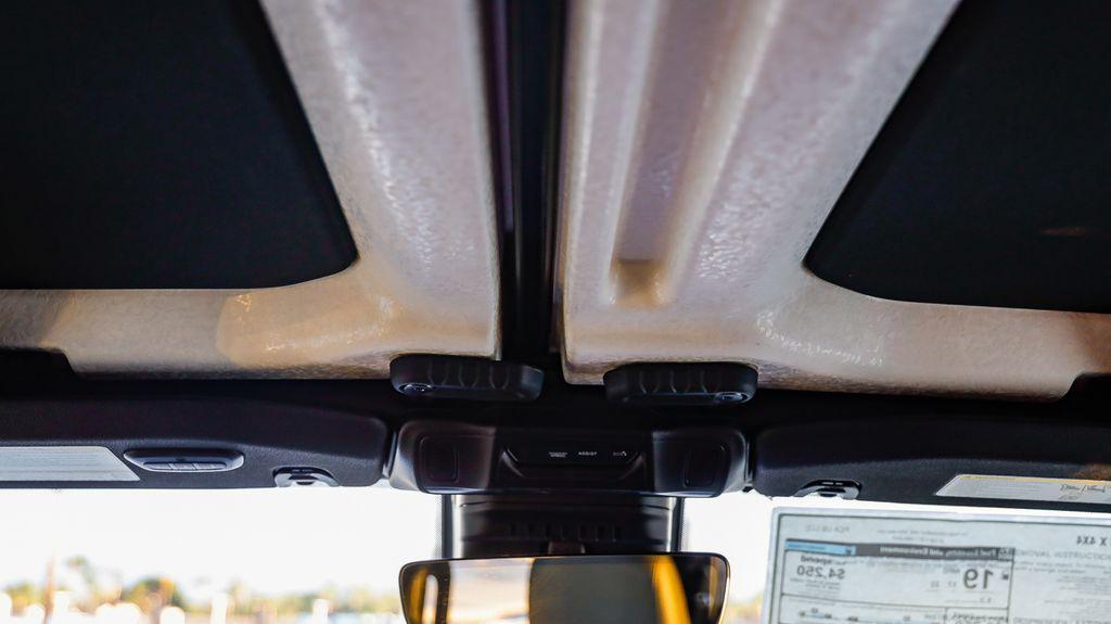 new 2025 Jeep Gladiator car, priced at $46,114