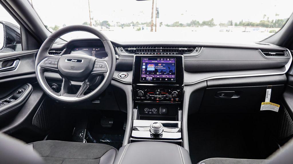 new 2025 Jeep Grand Cherokee L car, priced at $36,352