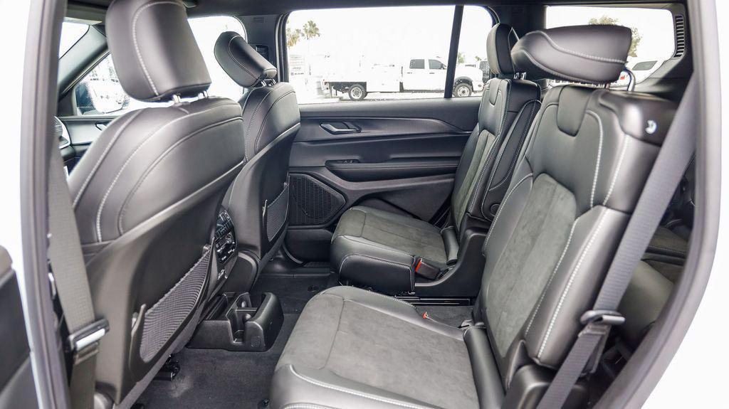 new 2025 Jeep Grand Cherokee L car, priced at $36,352