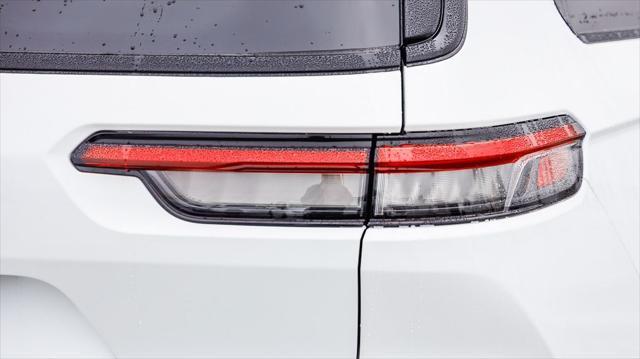 new 2025 Jeep Grand Cherokee L car, priced at $39,030