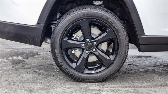 new 2025 Jeep Grand Cherokee L car, priced at $39,030