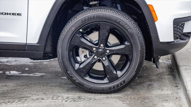 new 2025 Jeep Grand Cherokee L car, priced at $39,030