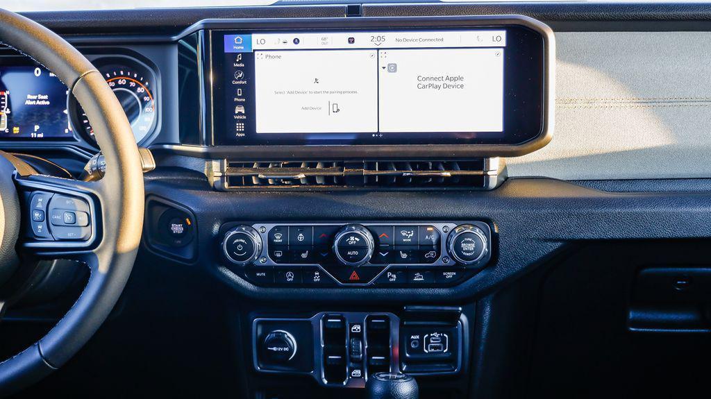 new 2025 Jeep Wrangler car, priced at $43,268