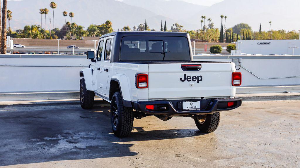used 2022 Jeep Gladiator car, priced at $27,795