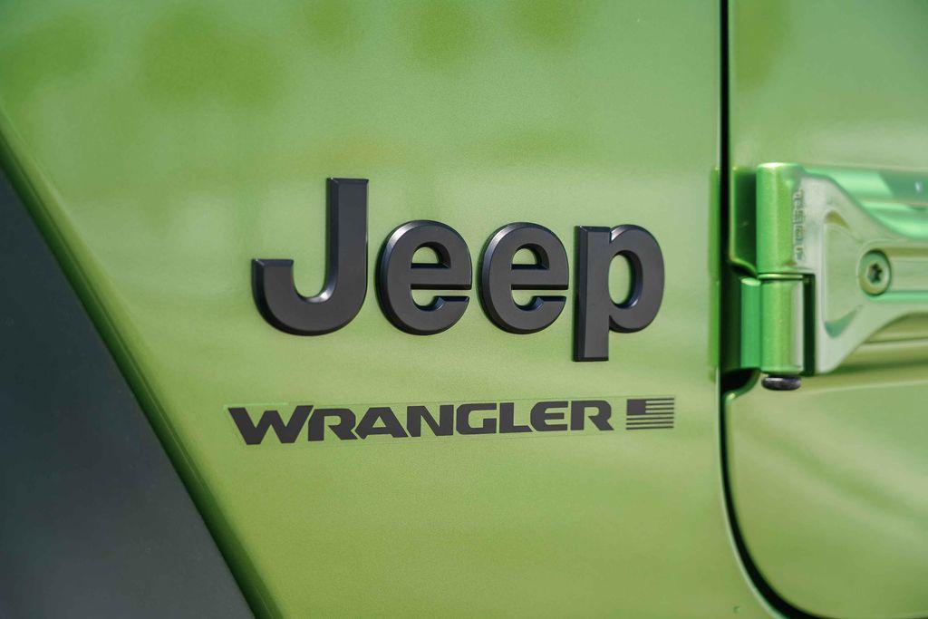 new 2025 Jeep Wrangler car, priced at $35,925