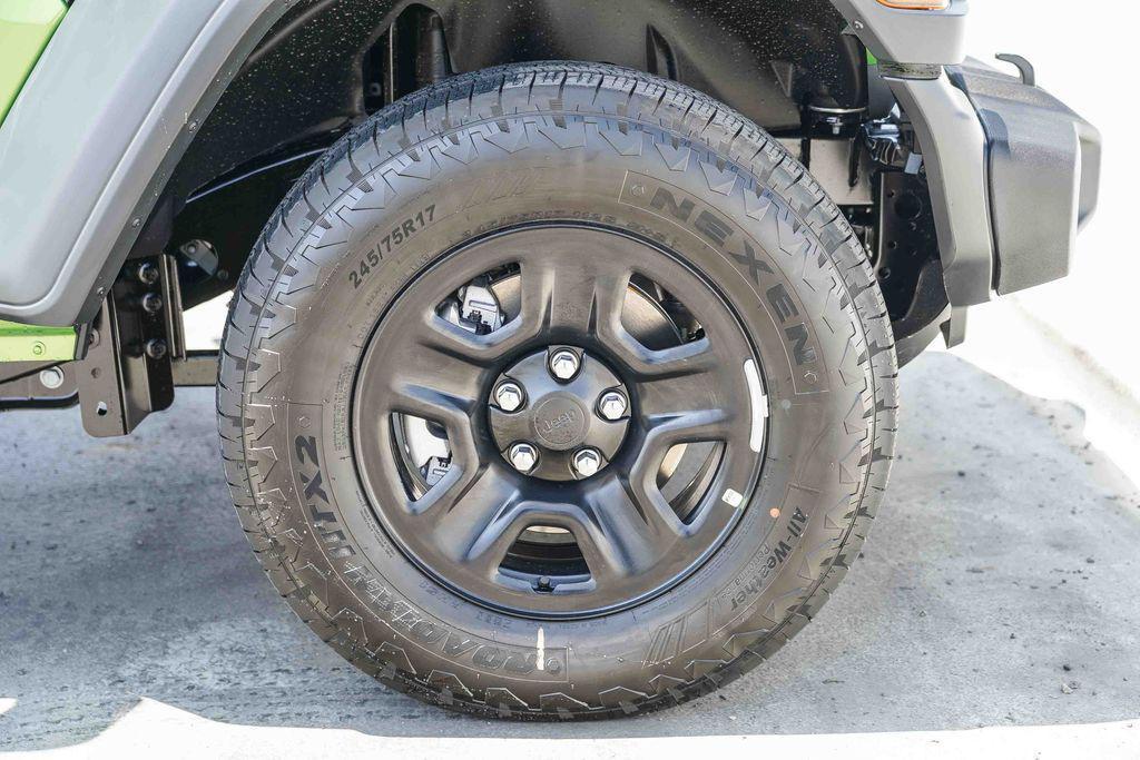 new 2025 Jeep Wrangler car, priced at $35,925