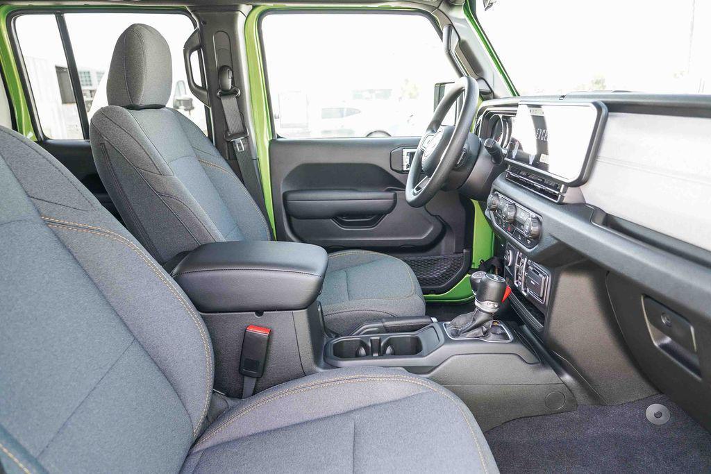new 2025 Jeep Wrangler car, priced at $35,925