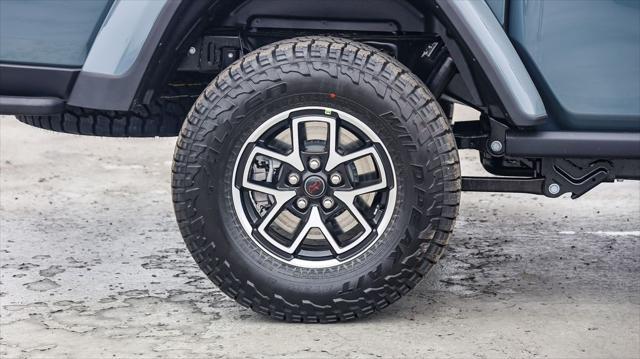 new 2025 Jeep Gladiator car, priced at $52,535