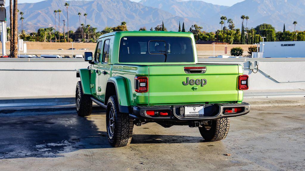 new 2025 Jeep Gladiator car, priced at $51,583
