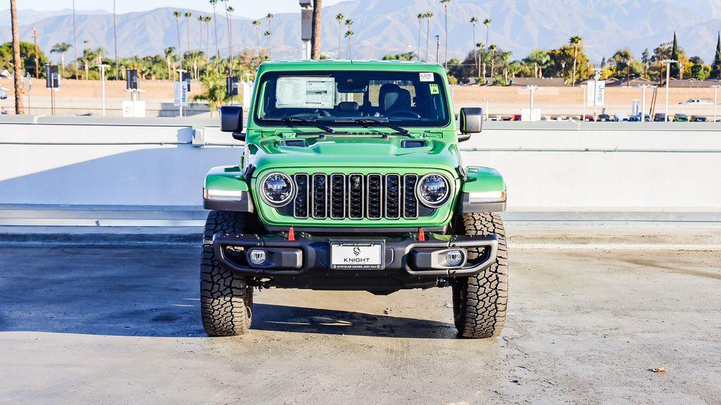 new 2025 Jeep Gladiator car, priced at $51,583