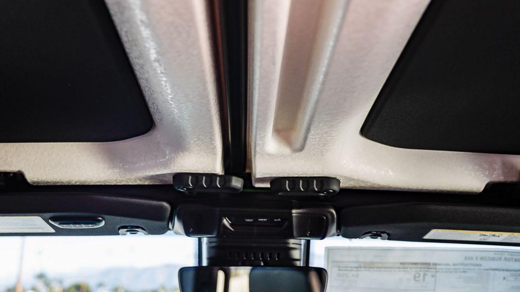 new 2025 Jeep Gladiator car, priced at $51,583
