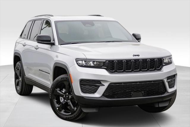 new 2024 Jeep Grand Cherokee car, priced at $43,741