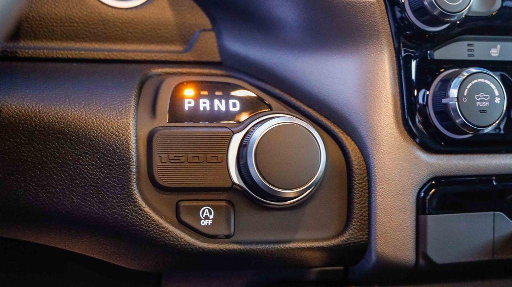 new 2025 Ram 1500 car, priced at $41,372