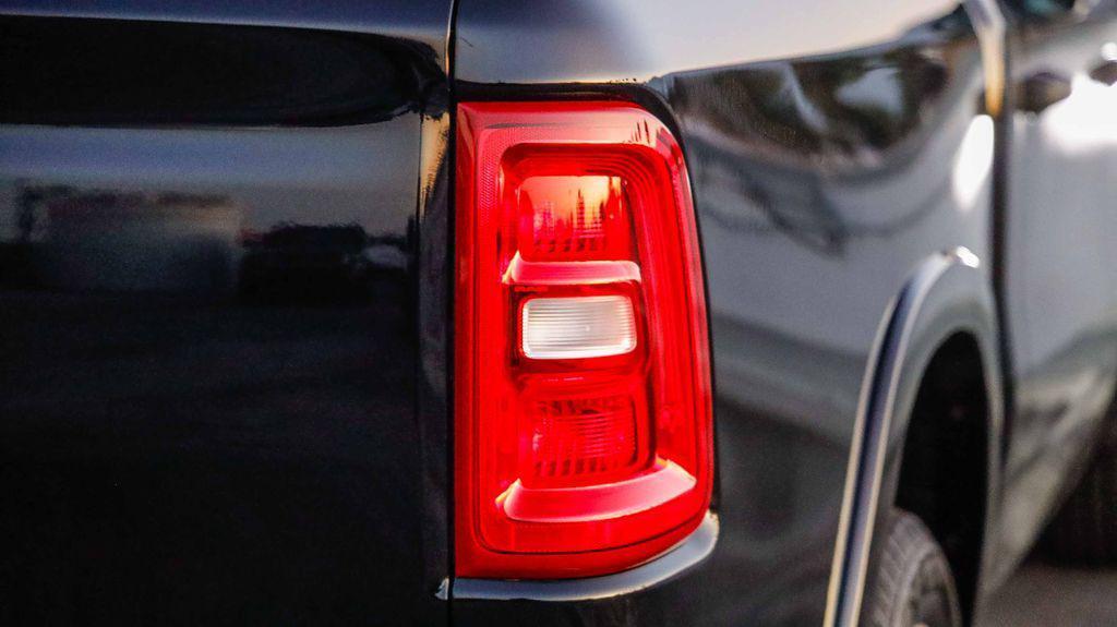 new 2025 Ram 1500 car, priced at $41,372