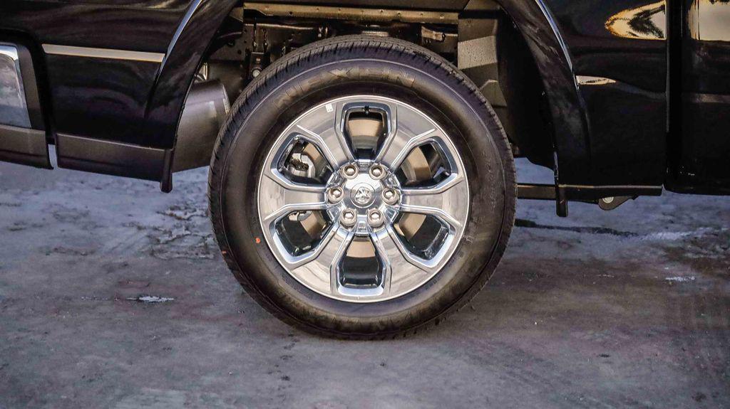 new 2025 Ram 1500 car, priced at $41,372