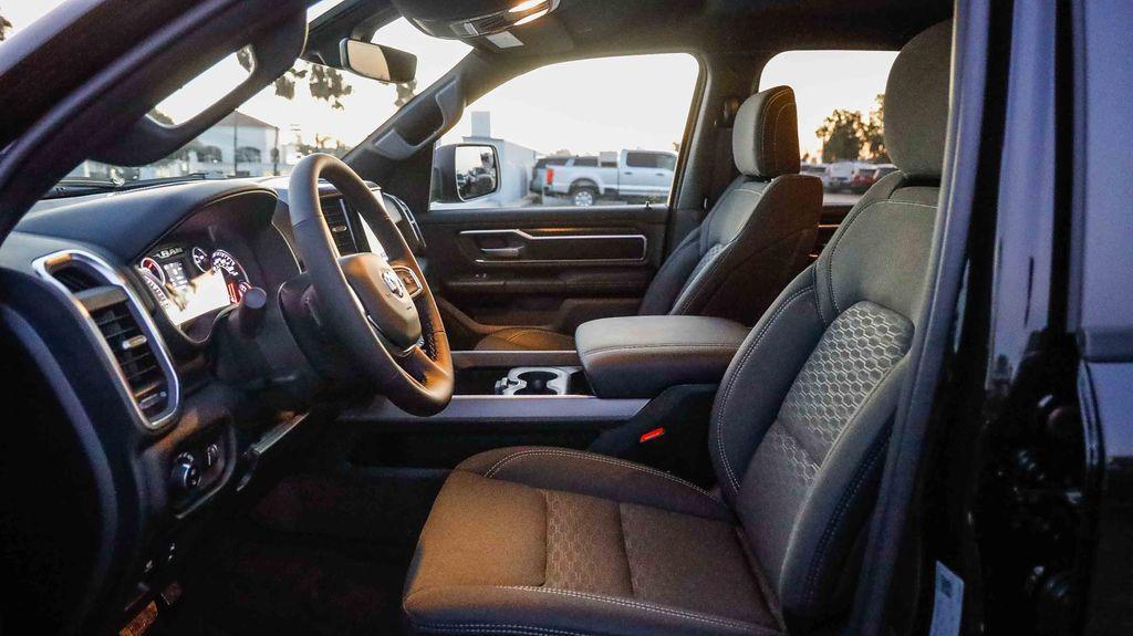 new 2025 Ram 1500 car, priced at $41,372