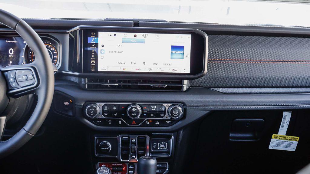 new 2025 Jeep Gladiator car, priced at $49,028