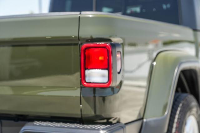 used 2023 Jeep Gladiator car, priced at $26,495