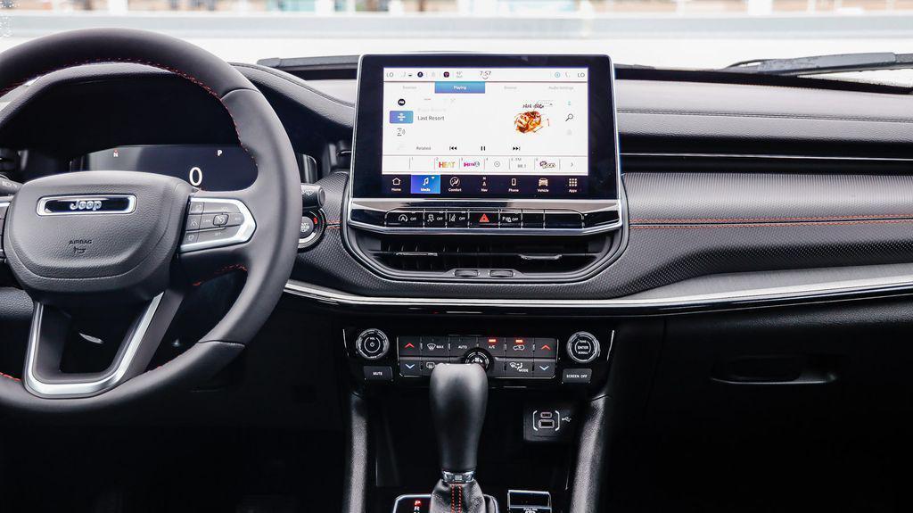 new 2025 Jeep Compass car, priced at $30,865