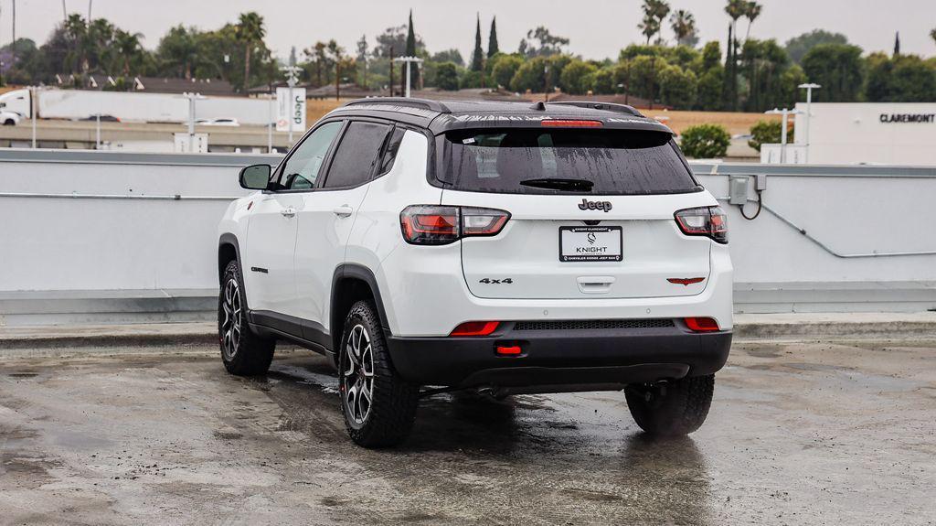 new 2025 Jeep Compass car, priced at $30,865