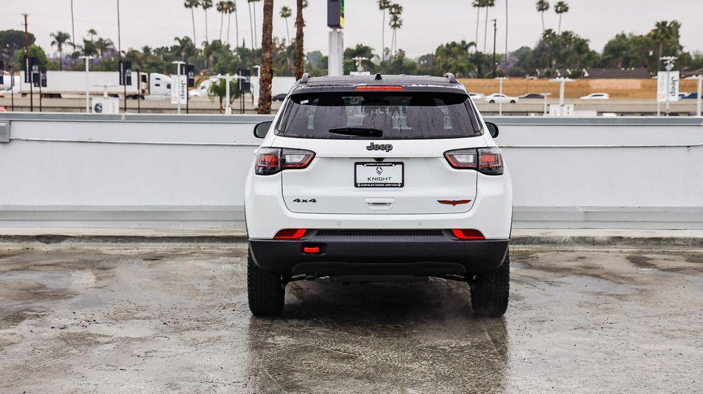new 2025 Jeep Compass car, priced at $30,865
