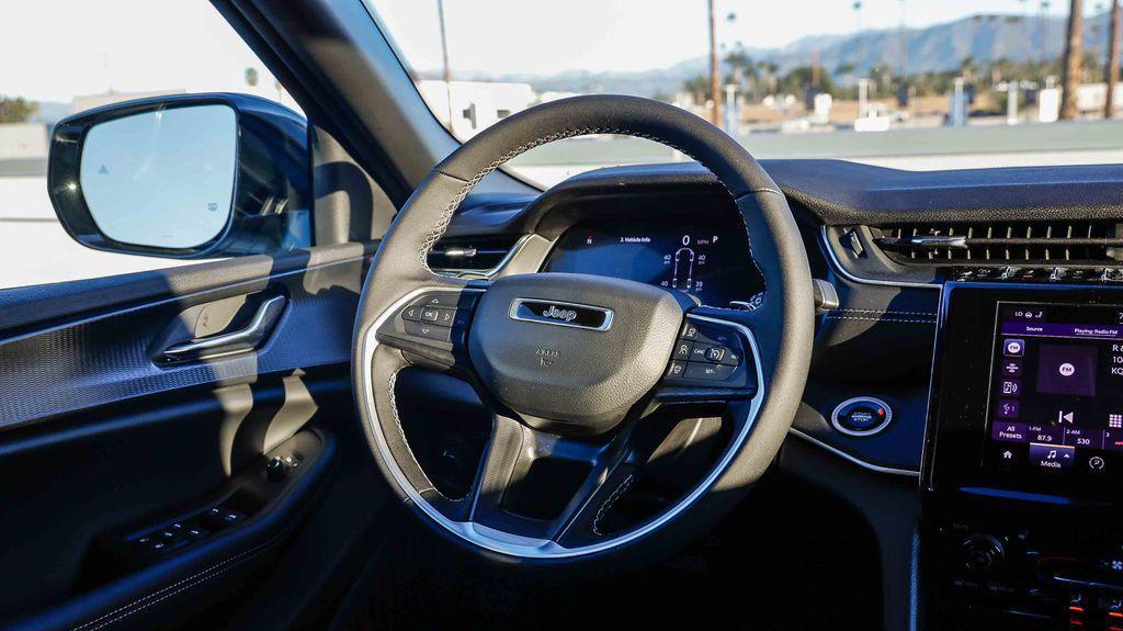 new 2025 Jeep Grand Cherokee L car, priced at $38,831