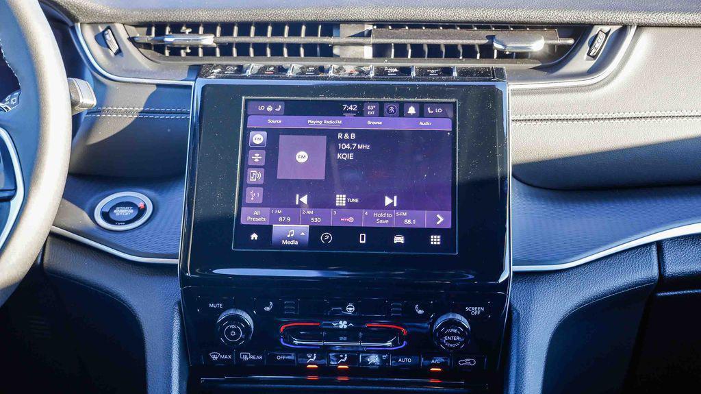 new 2025 Jeep Grand Cherokee L car, priced at $38,831