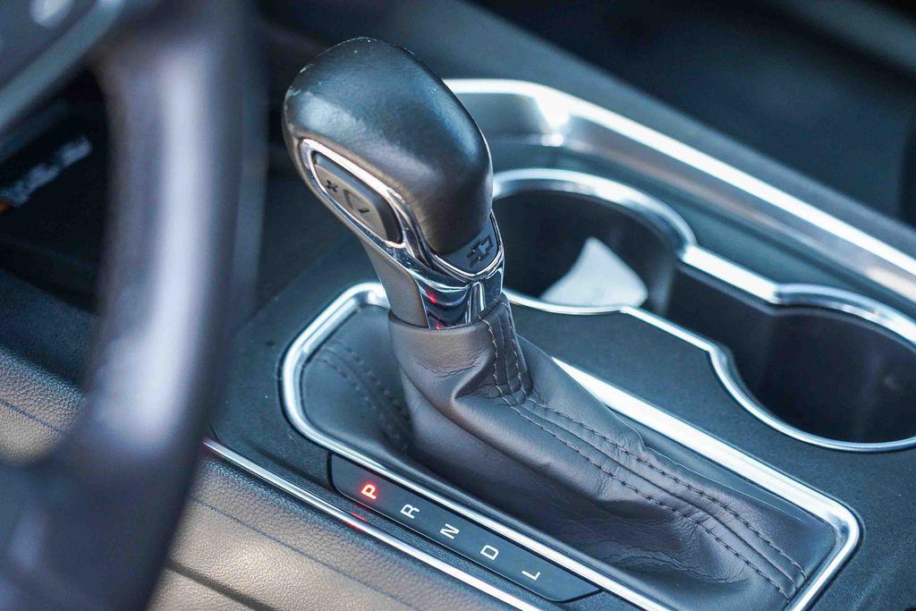 used 2022 Chevrolet Traverse car, priced at $28,995