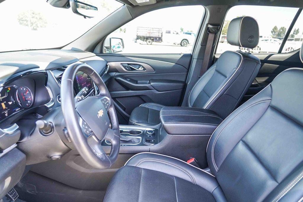 used 2022 Chevrolet Traverse car, priced at $28,995