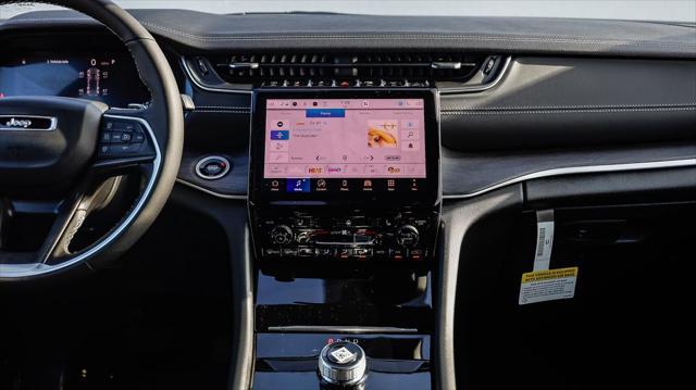 new 2025 Jeep Grand Cherokee car, priced at $44,985