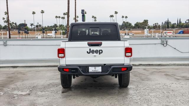new 2025 Jeep Gladiator car, priced at $43,310