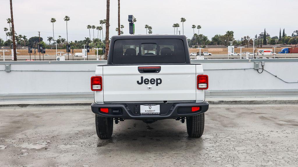 new 2025 Jeep Gladiator car, priced at $35,060