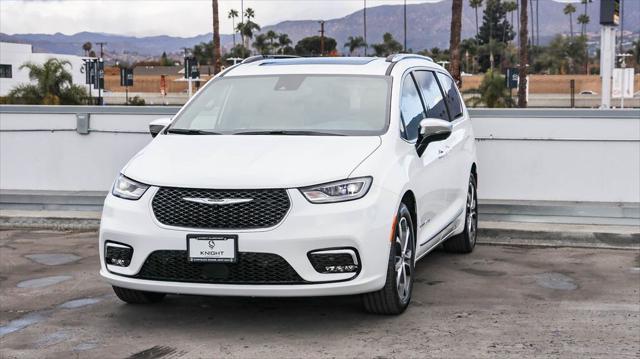 new 2025 Chrysler Pacifica car, priced at $49,625