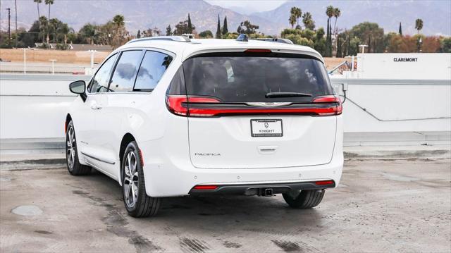 new 2025 Chrysler Pacifica car, priced at $49,625