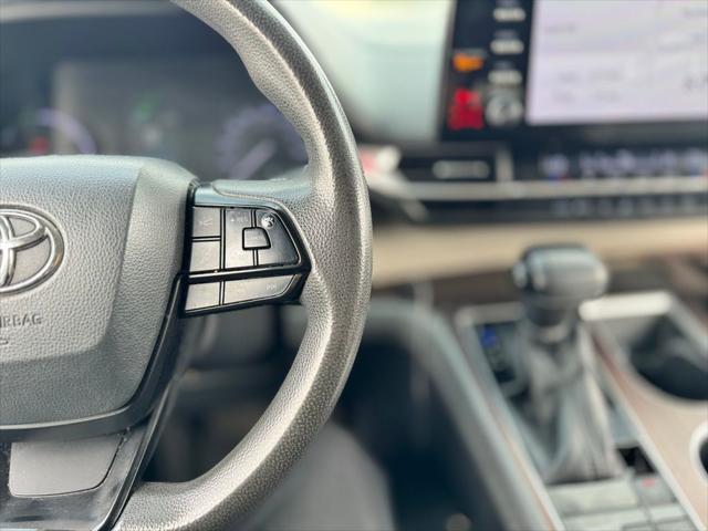 used 2022 Toyota Sienna car, priced at $30,495