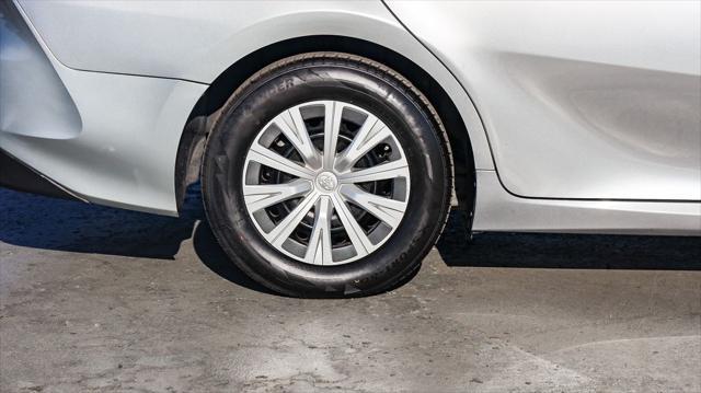used 2019 Toyota Camry Hybrid car, priced at $16,888