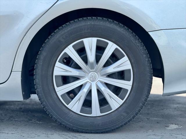 used 2019 Toyota Camry Hybrid car, priced at $18,995