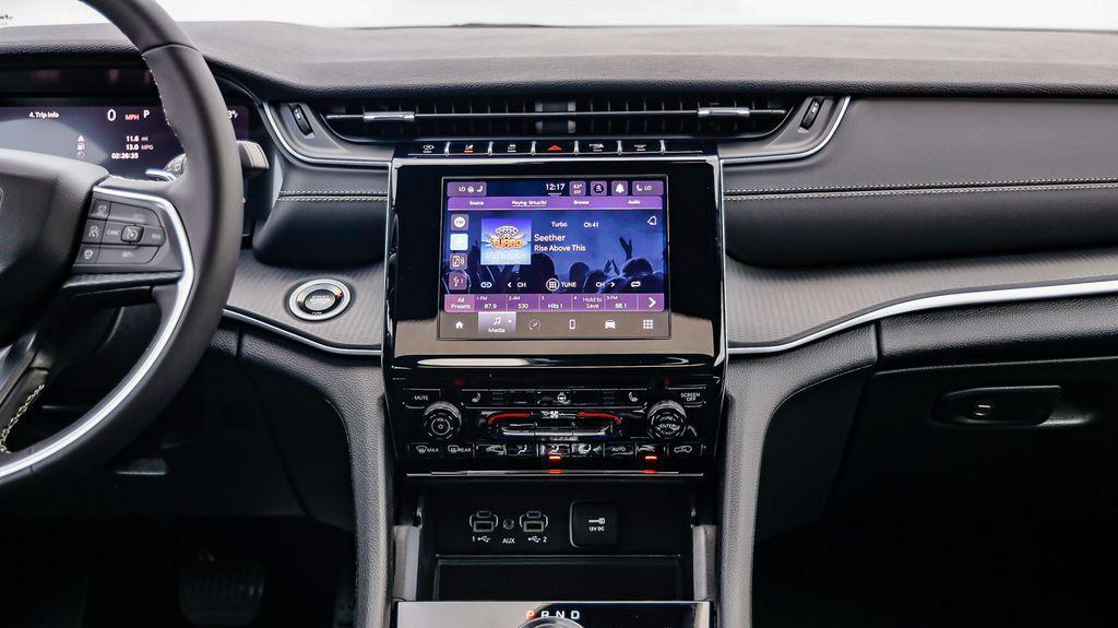 new 2025 Jeep Grand Cherokee L car, priced at $41,103