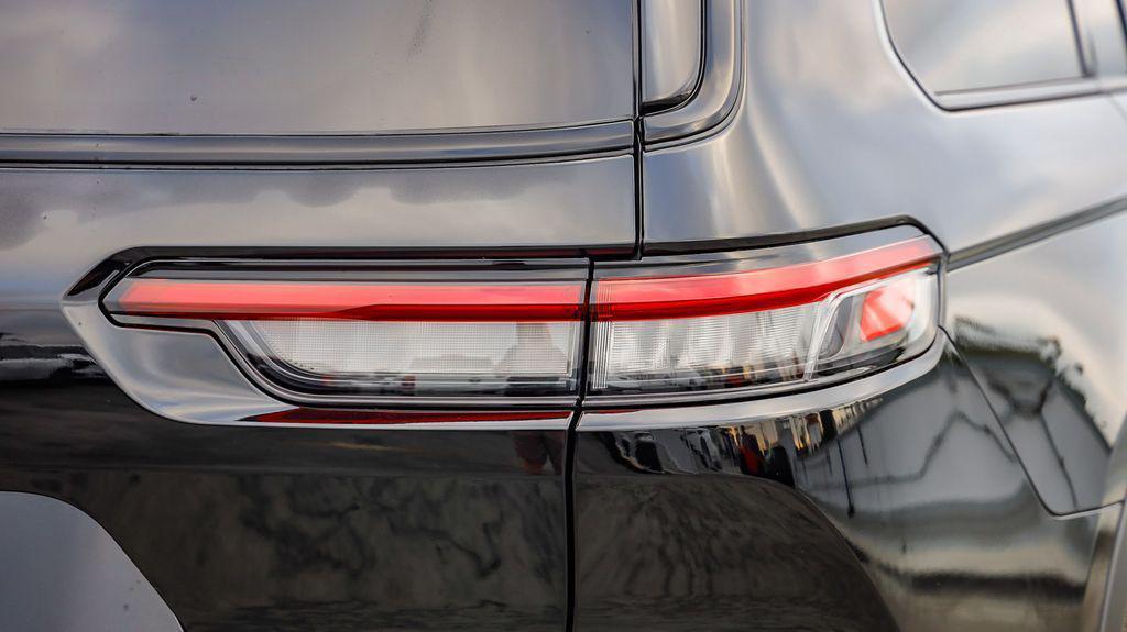 new 2025 Jeep Grand Cherokee L car, priced at $41,103