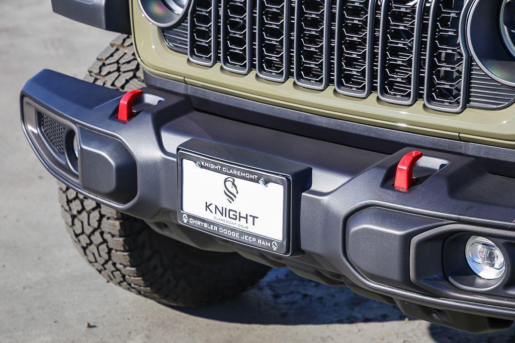 new 2025 Jeep Gladiator car, priced at $47,238