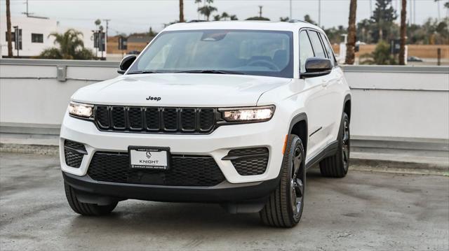 new 2025 Jeep Grand Cherokee car, priced at $39,580