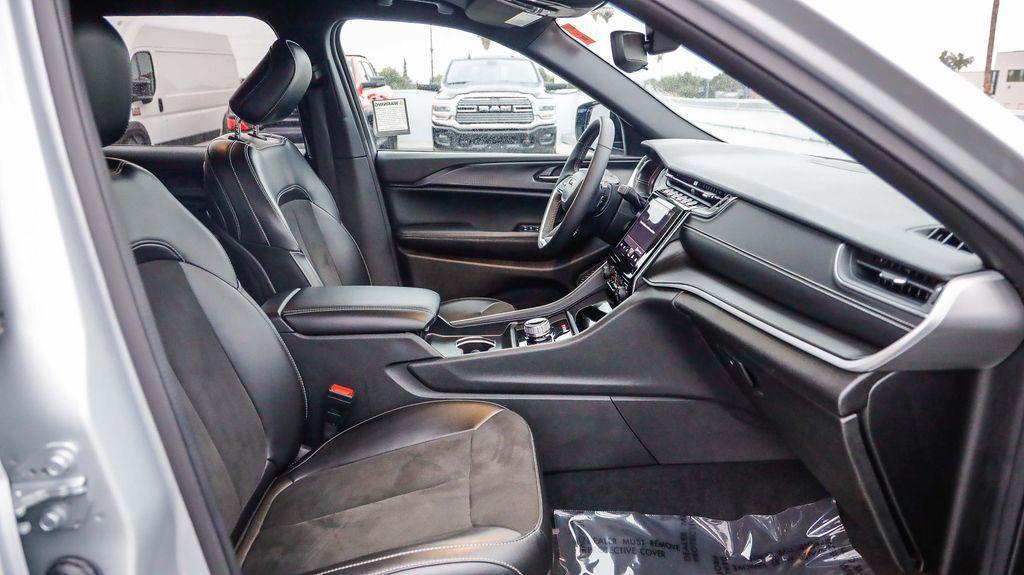 used 2024 Jeep Grand Cherokee L car, priced at $29,888
