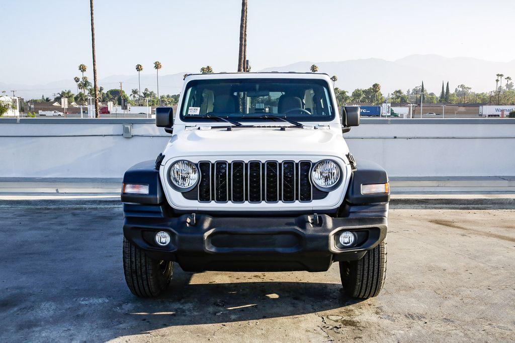 new 2025 Jeep Wrangler car, priced at $37,330