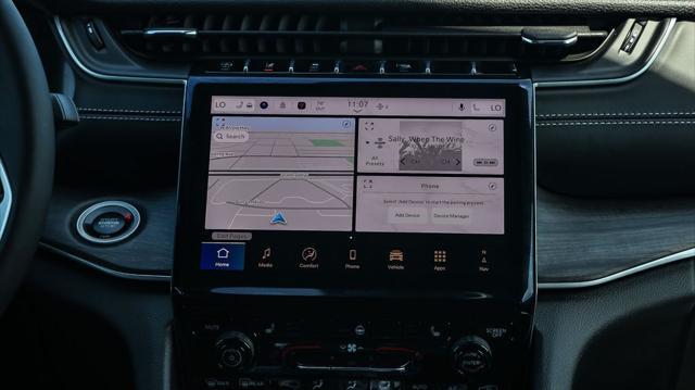 new 2025 Jeep Grand Cherokee car, priced at $41,985