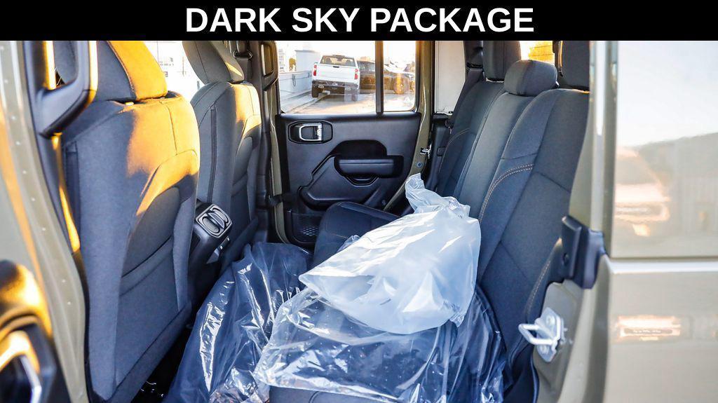 new 2025 Jeep Gladiator car, priced at $37,091